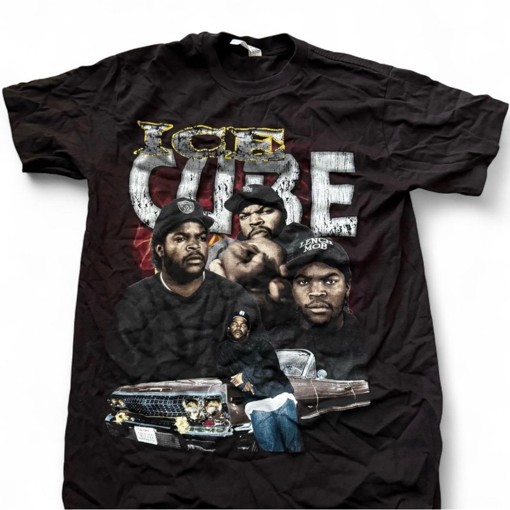 Black Graphic T-Shirt with Ice Cube Design